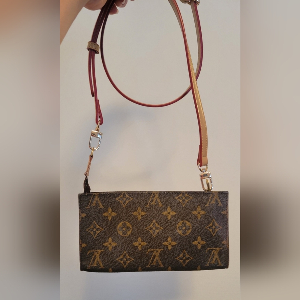 Authentic Louis Vuitton Monogram Pouch - Picture 6 of 13